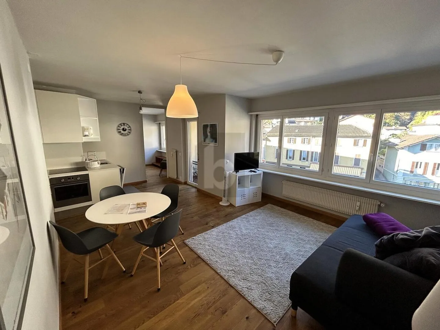 Appartement meublé 2.5 pièces - Photo 2 sur 6