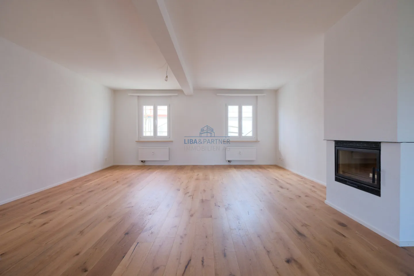 Maisonette completamente ristrutturata con un tocco elegante, antico incontra moderno - Foto 3 di 13