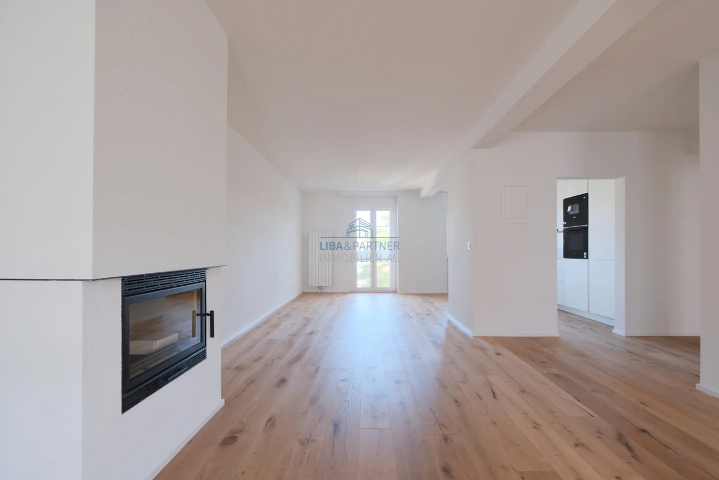 Maisonette completamente ristrutturata con un tocco elegante, antico incontra moderno - Foto 4 di 13