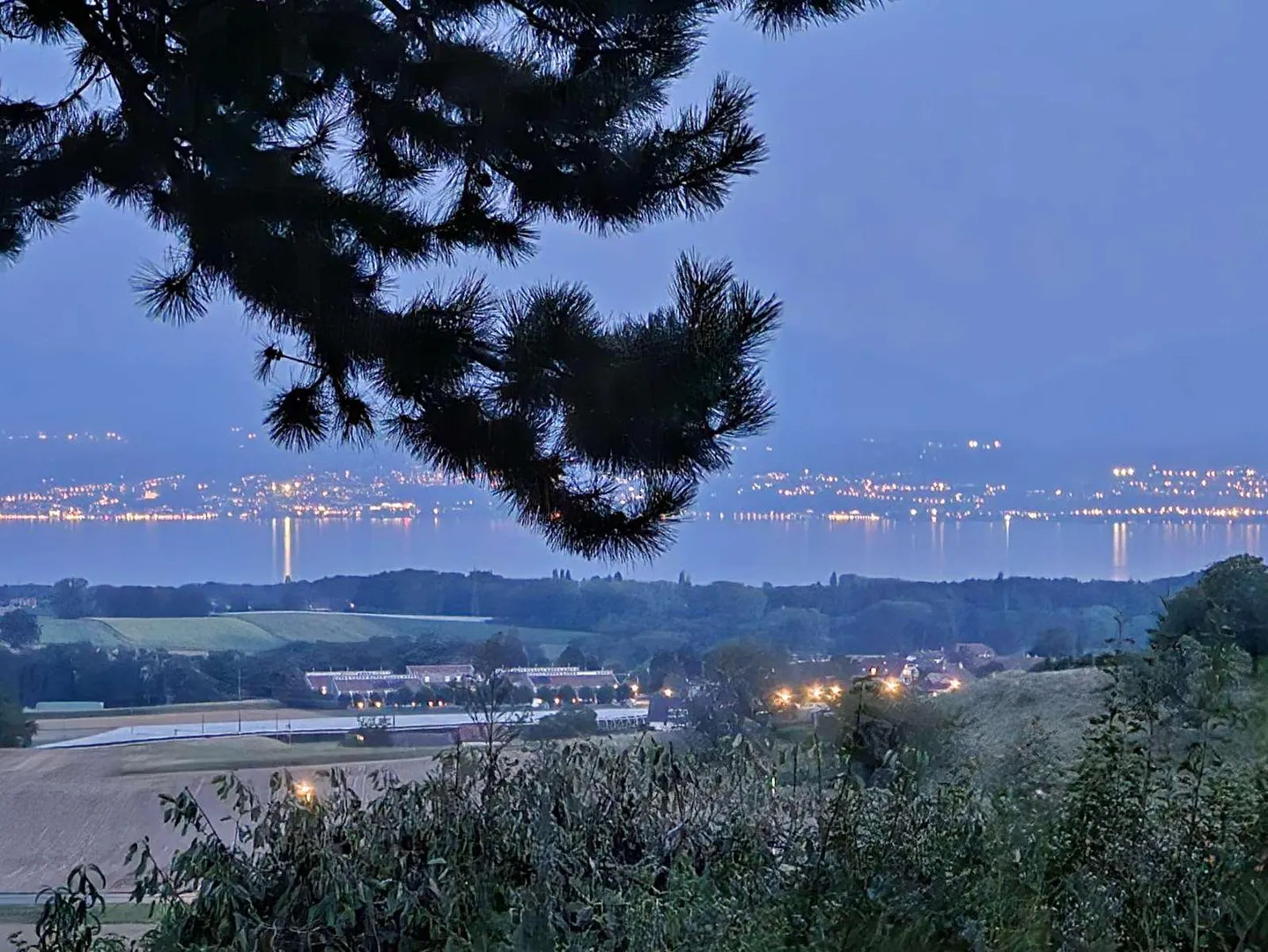 View of the Lake Large Detached Villa in Yens s/Morges - Photo 2 of 20