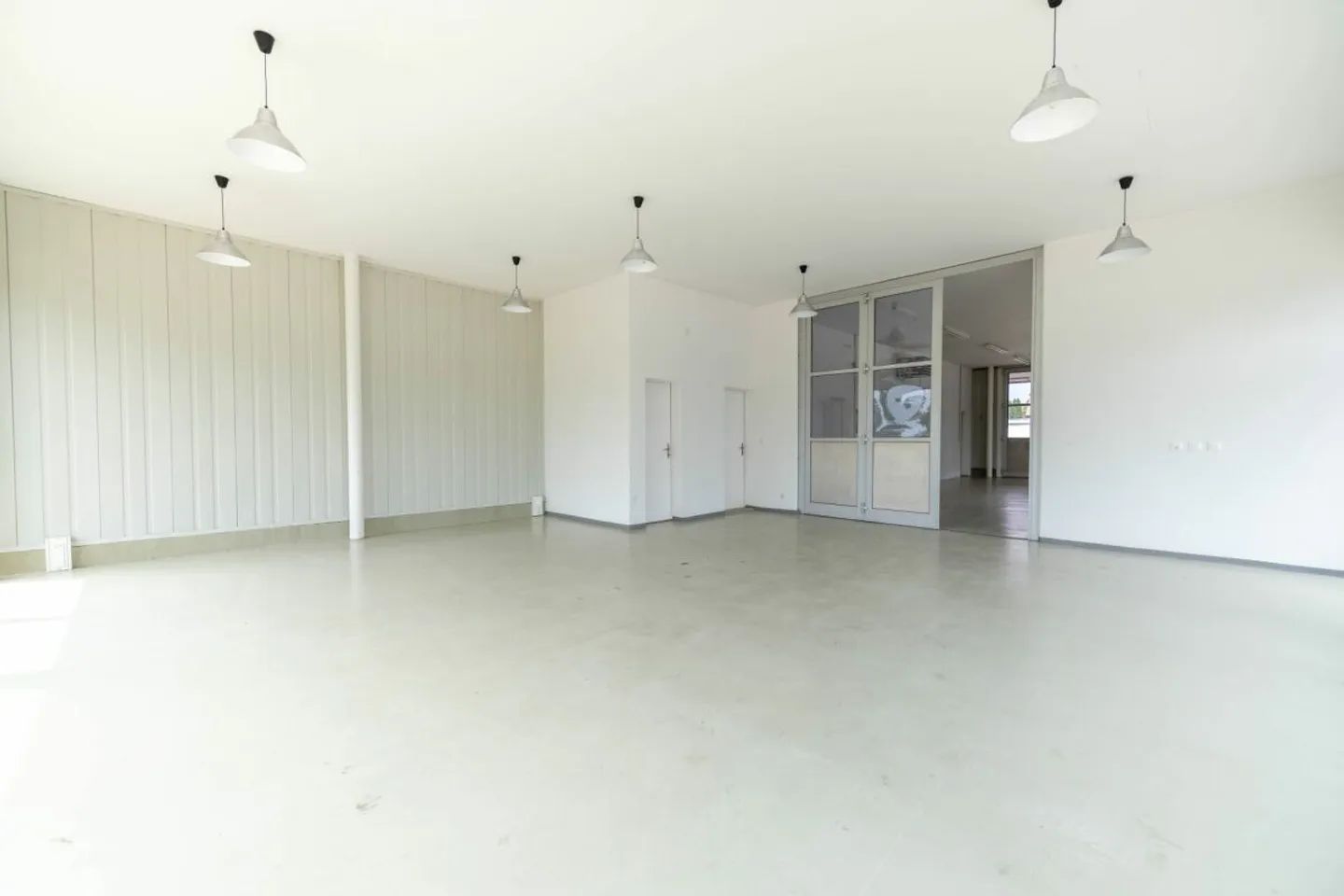 Exclusive Residential and Commercial Property - Photo 5 of 38