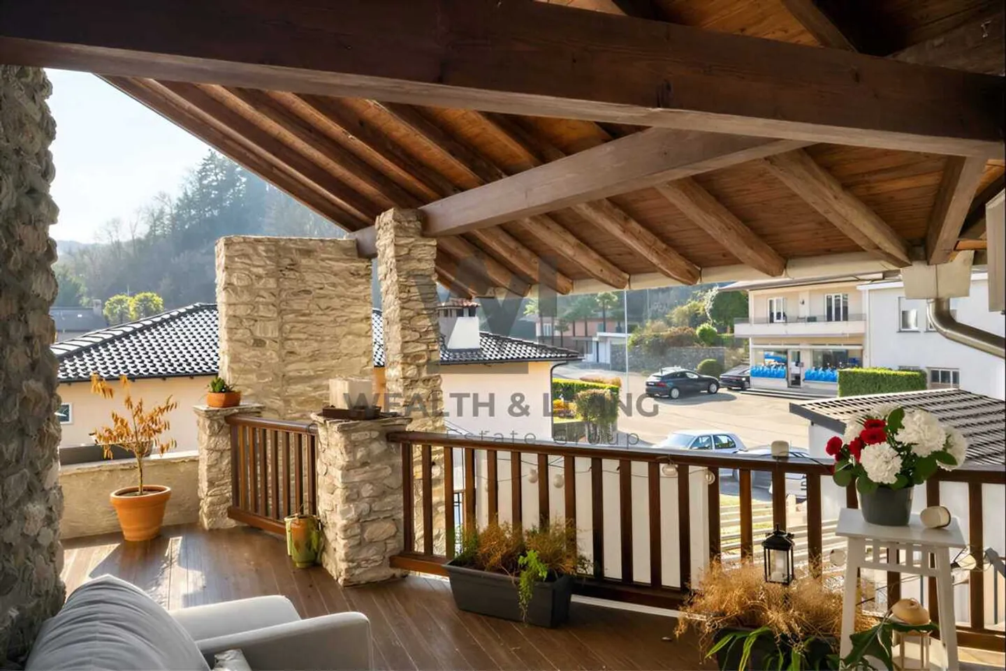 Casa a schiera di 5 stanze a Losone - ristrutturata nel 2020, tranquilla e soleggiata - Foto 12 di 13