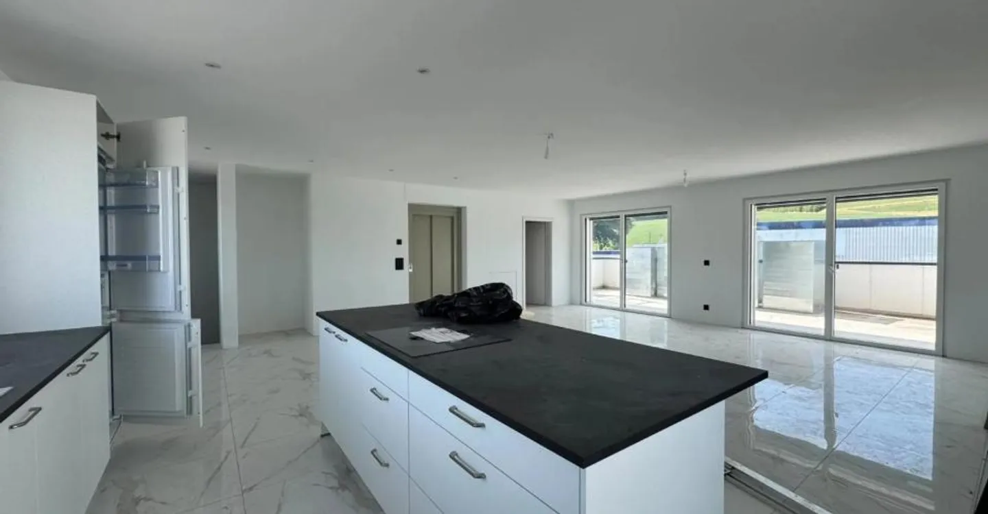 In affitto? Magnifico duplex nuovo di 4,5 locali con ascensore privato a Farvagny - Foto 4 di 7