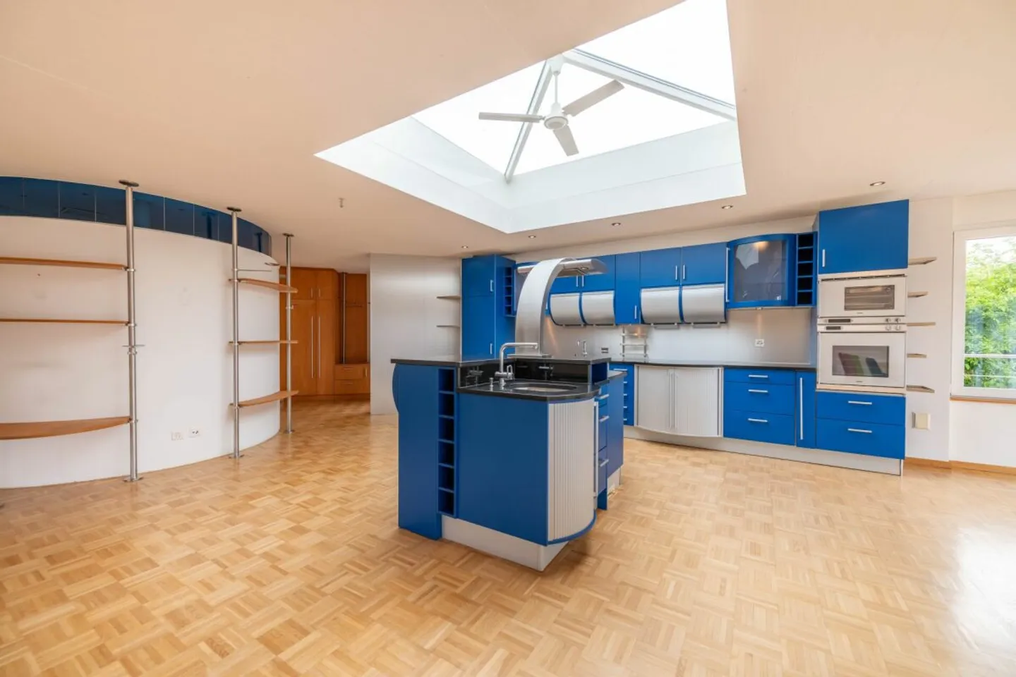 Exclusive Residential and Commercial Property - Photo 12 of 38