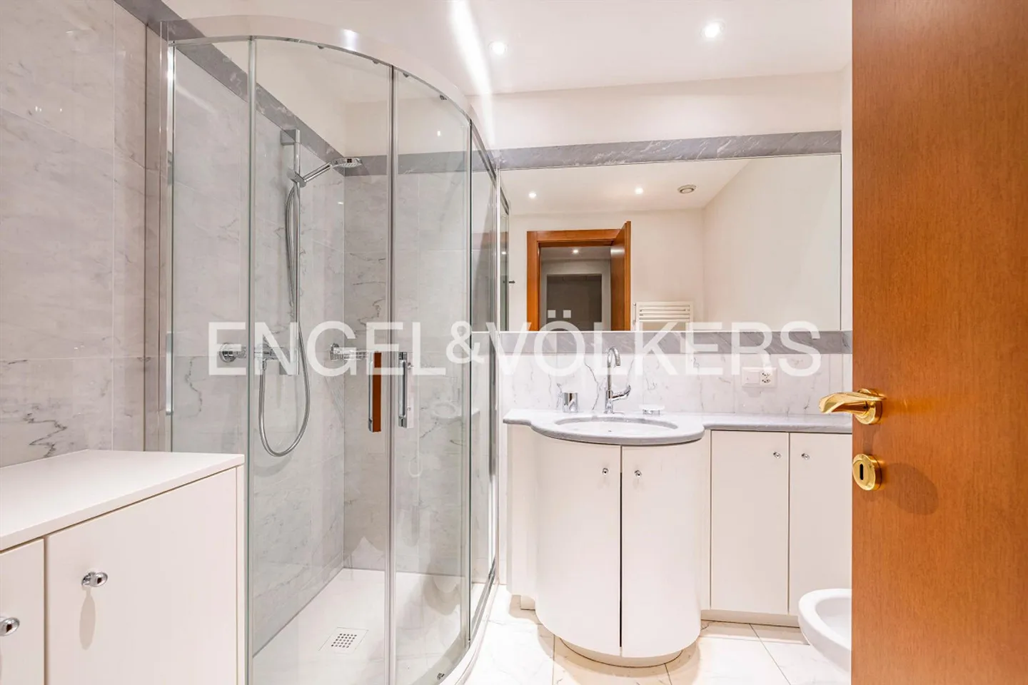 Lakefront Apartments in Lugano - Unit 11 - Photo 13 of 13