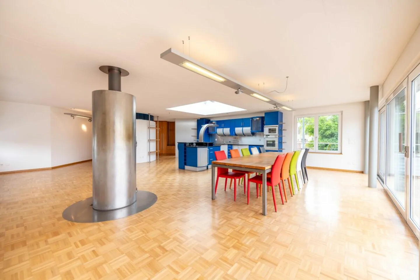 Exclusive Residential and Commercial Property - Photo 13 of 38