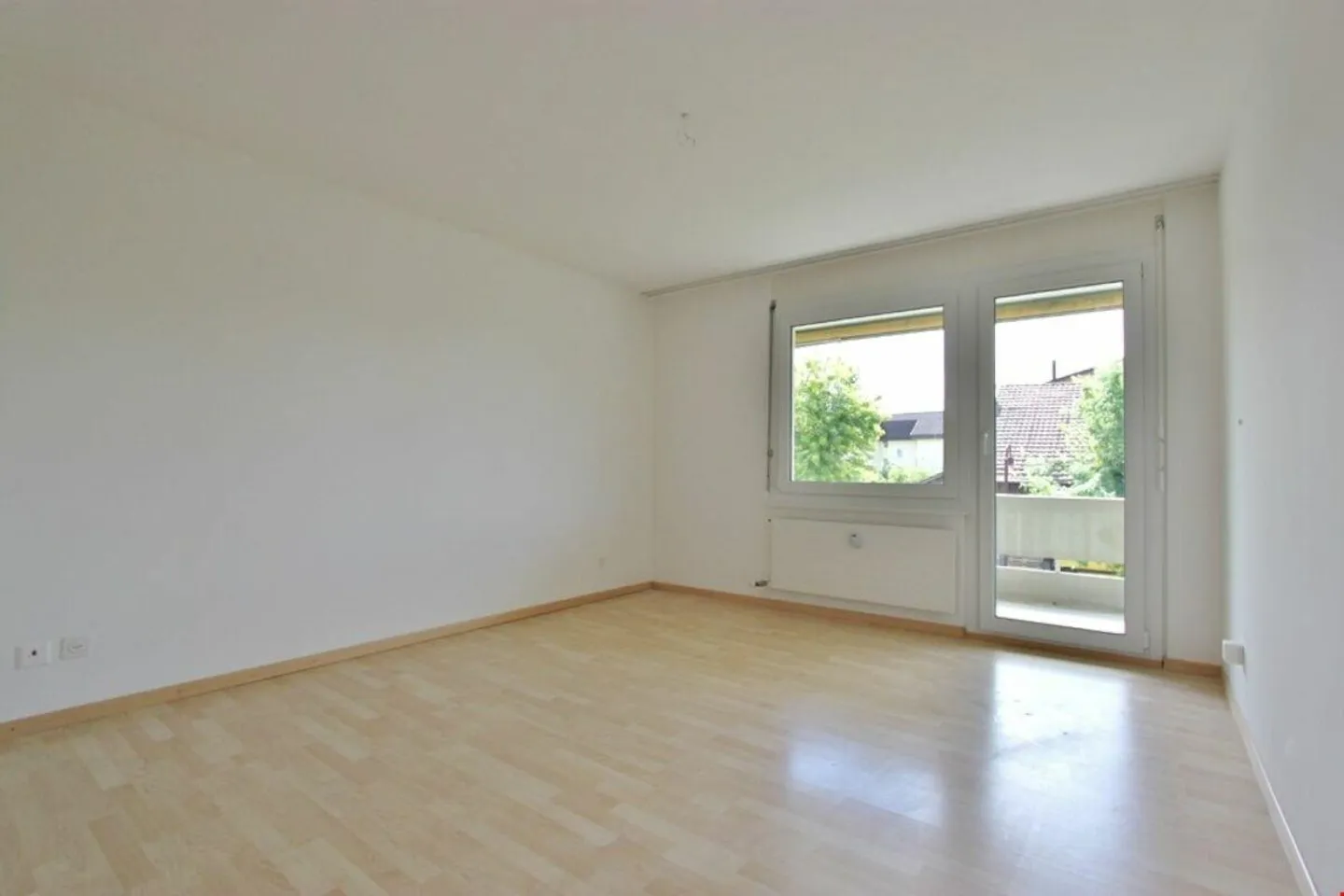 Helle Wohnung in Ruhiger Lage - Foto 2 von 9