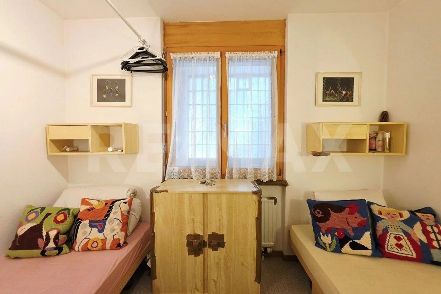 Cosy 2-room apartment with balcony and mountain panorama - Photo 8 of 13