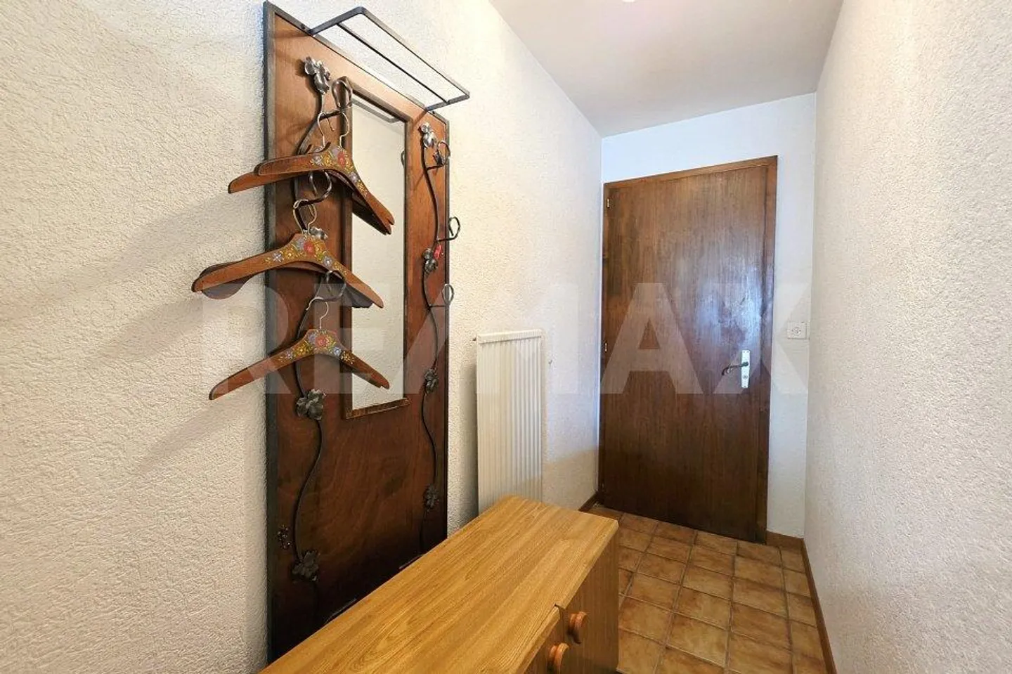 Cosy 2-room apartment with balcony and mountain panorama - Photo 11 of 13