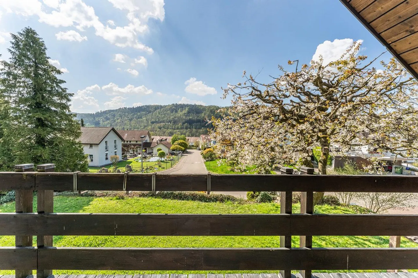 Vivre sur la pente ensoleillée – charmante maison individuelle avec jardin idyllique... - Photo 7 sur 12