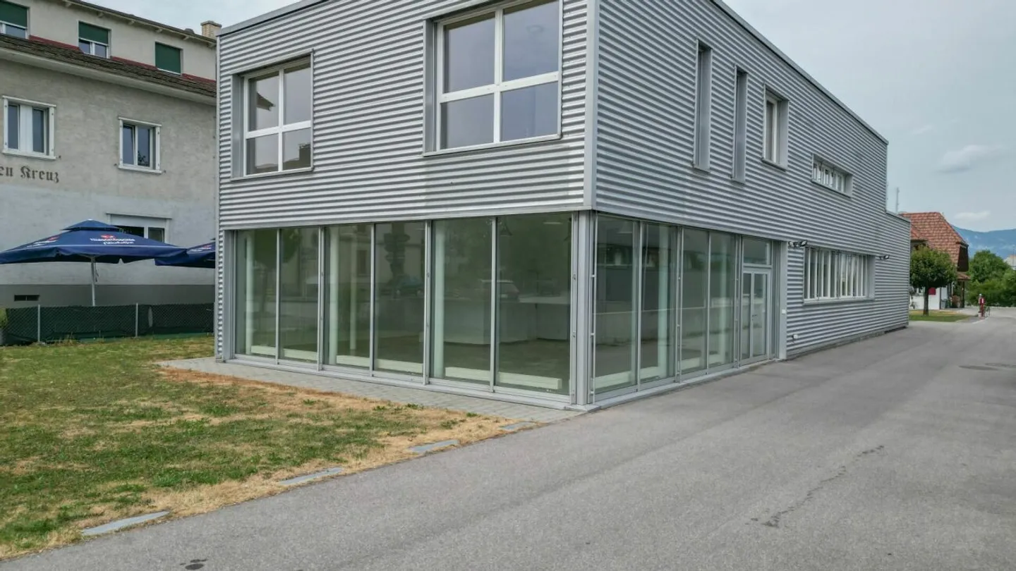 Exclusive Residential and Commercial Property - Photo 29 of 38