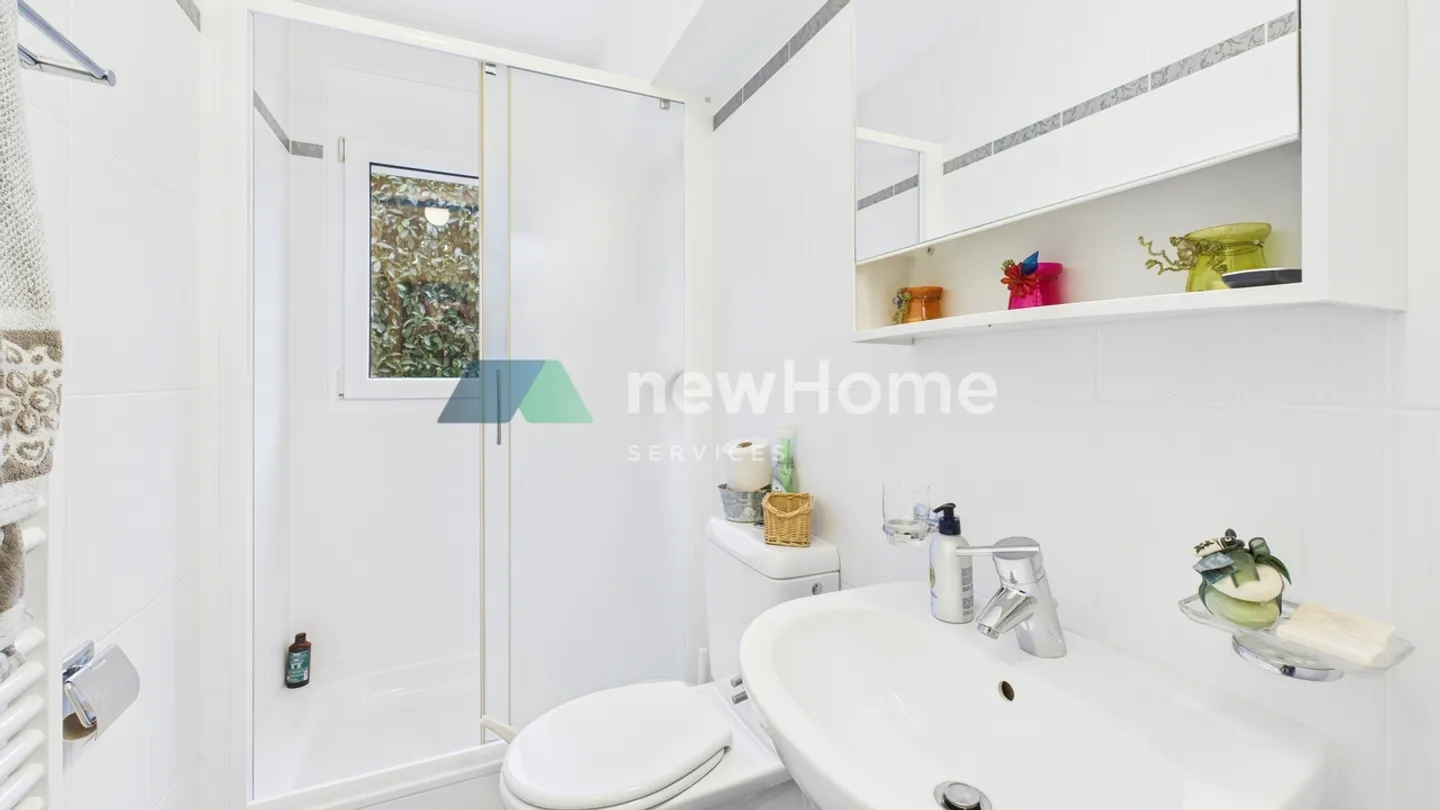 Villa indipendente ristrutturata secondo il gusto del tempo - Foto 9 di 9