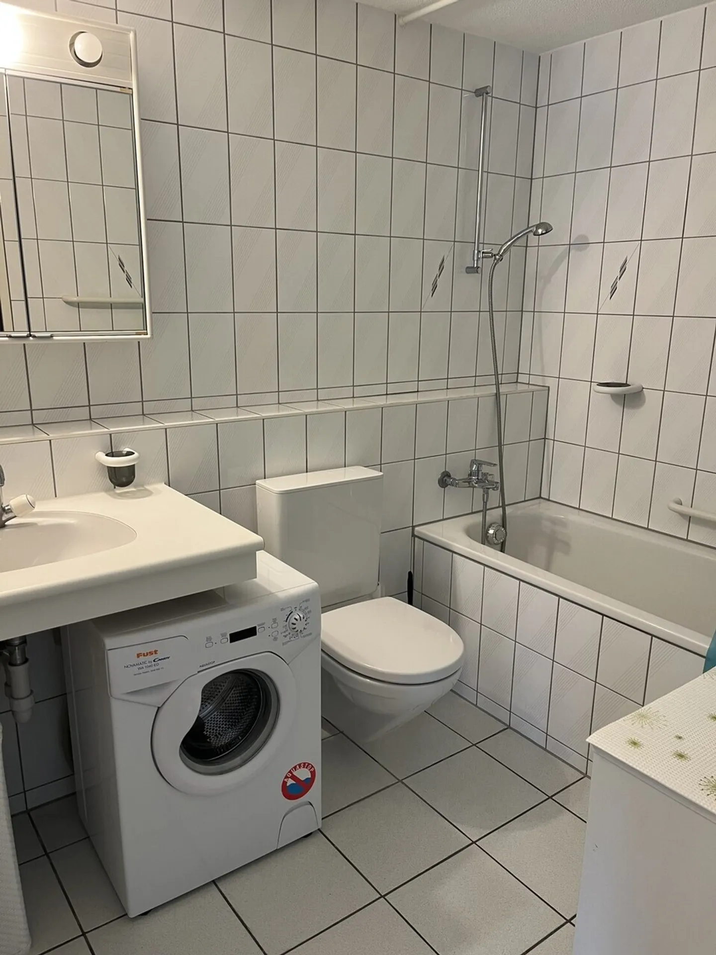 Sunny 3-room maisonette apartment for rent - Photo 6 of 7
