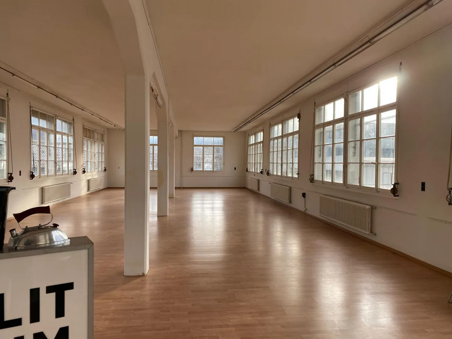 Grand espace avec charme industriel - Photo 5 sur 6