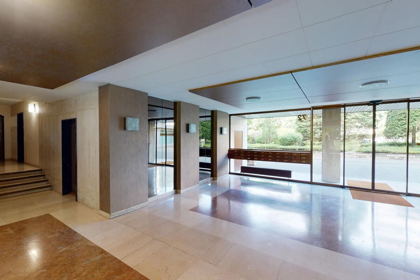 A stone's throw from Parc Bertrand - Photo 11 of 13