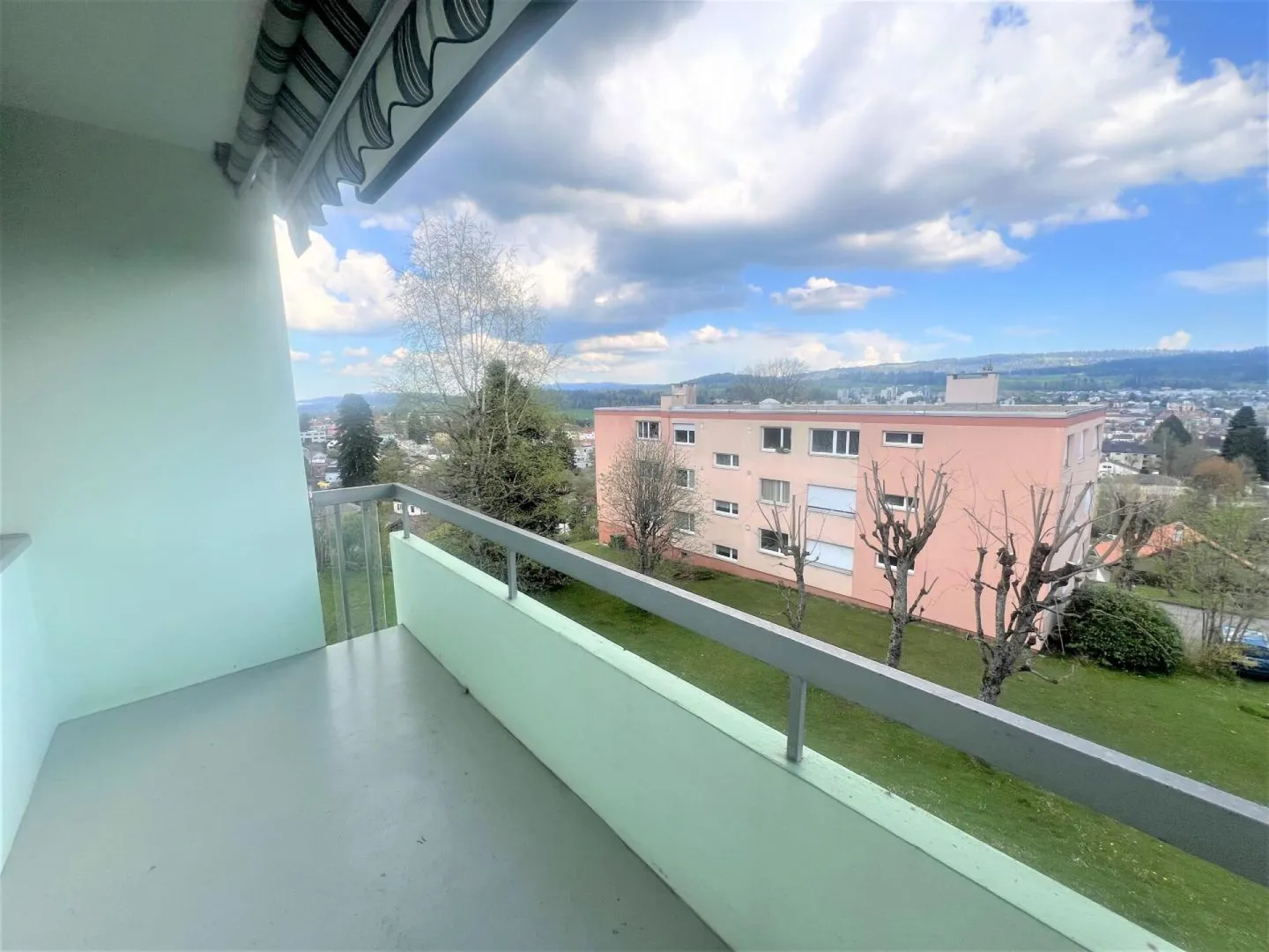Appartamento 4.5 locali a La Chaux-de-Fonds - Foto 1 di 14