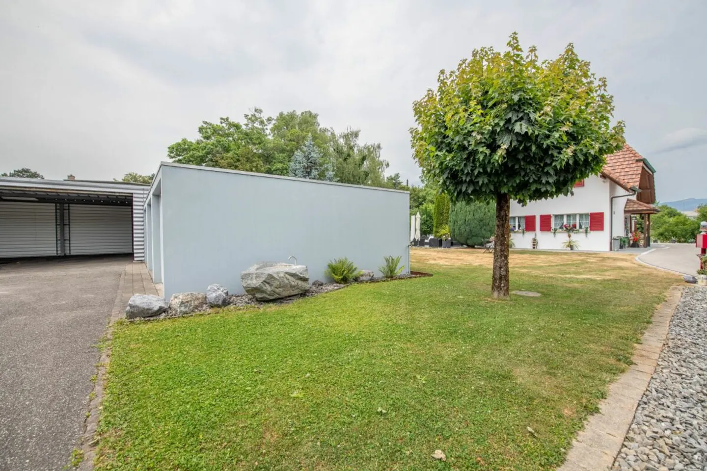 Exclusive Residential and Commercial Property - Photo 34 of 38
