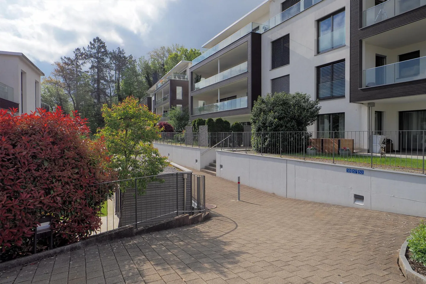 Vivre dans le plus beau village au bord du lac de Zurich ! - Photo 2 sur 16
