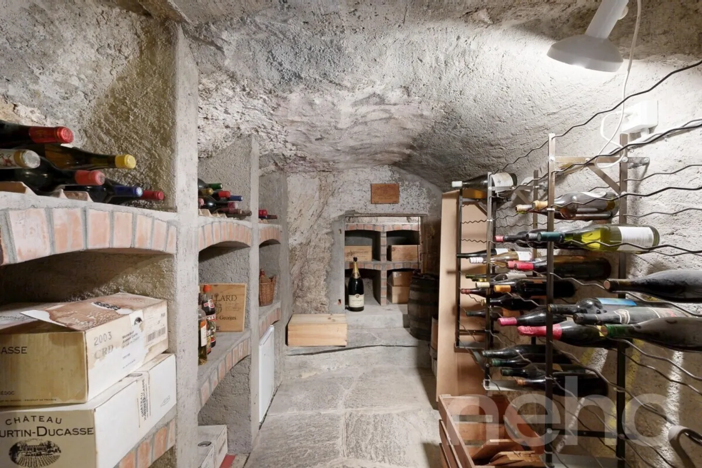 Family home with 2 units, large garden and forest views - Photo 11 of 12