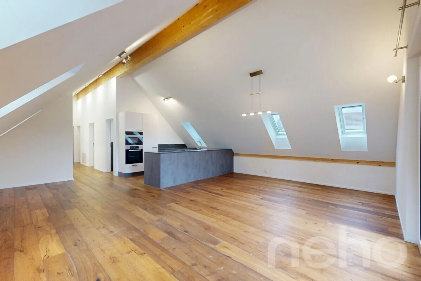 Newly built penthouse apartment with high-quality finish - Photo 4 of 12