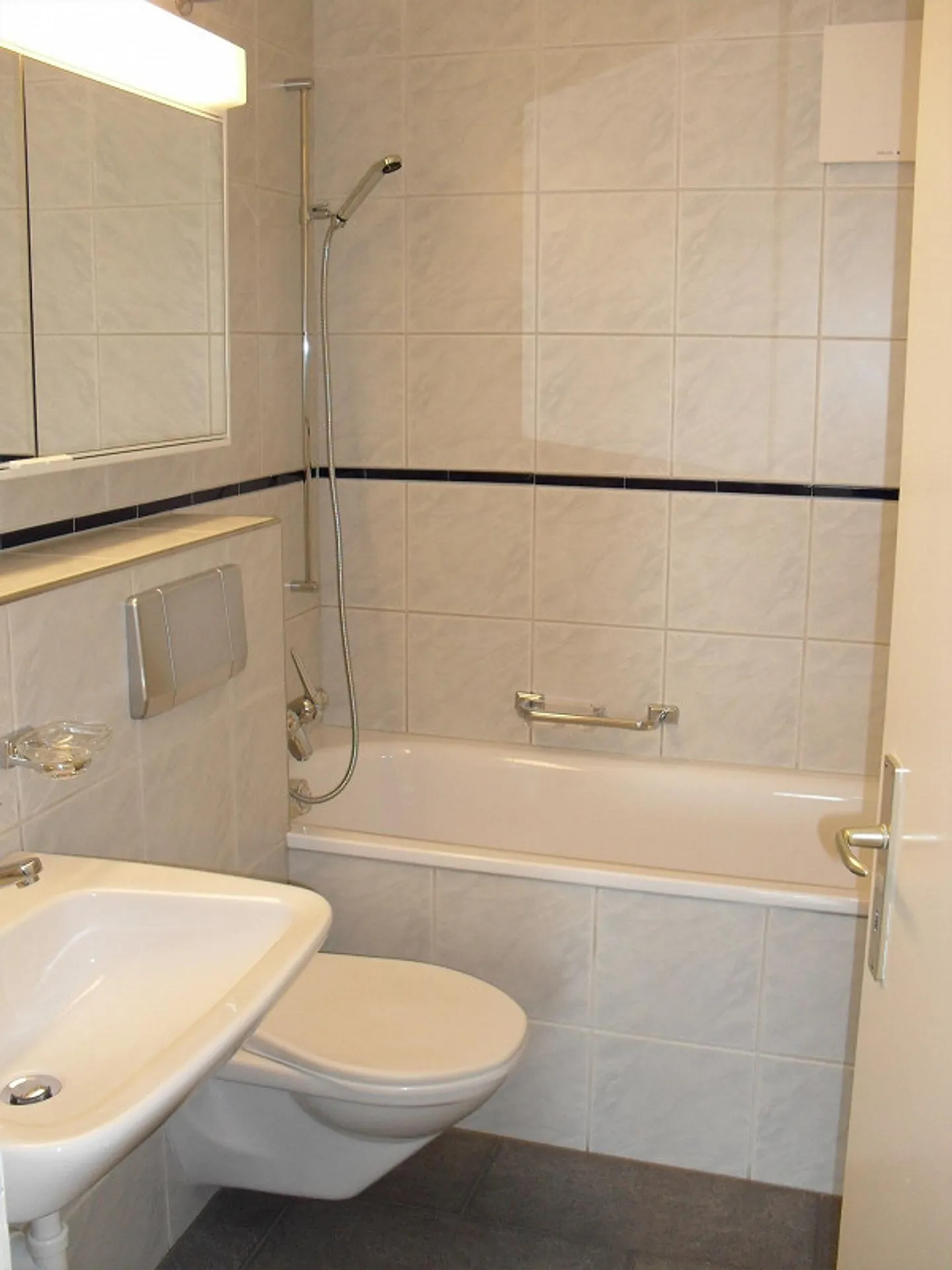 Appartamento accogliente con 3 stanze - Foto 6 di 8