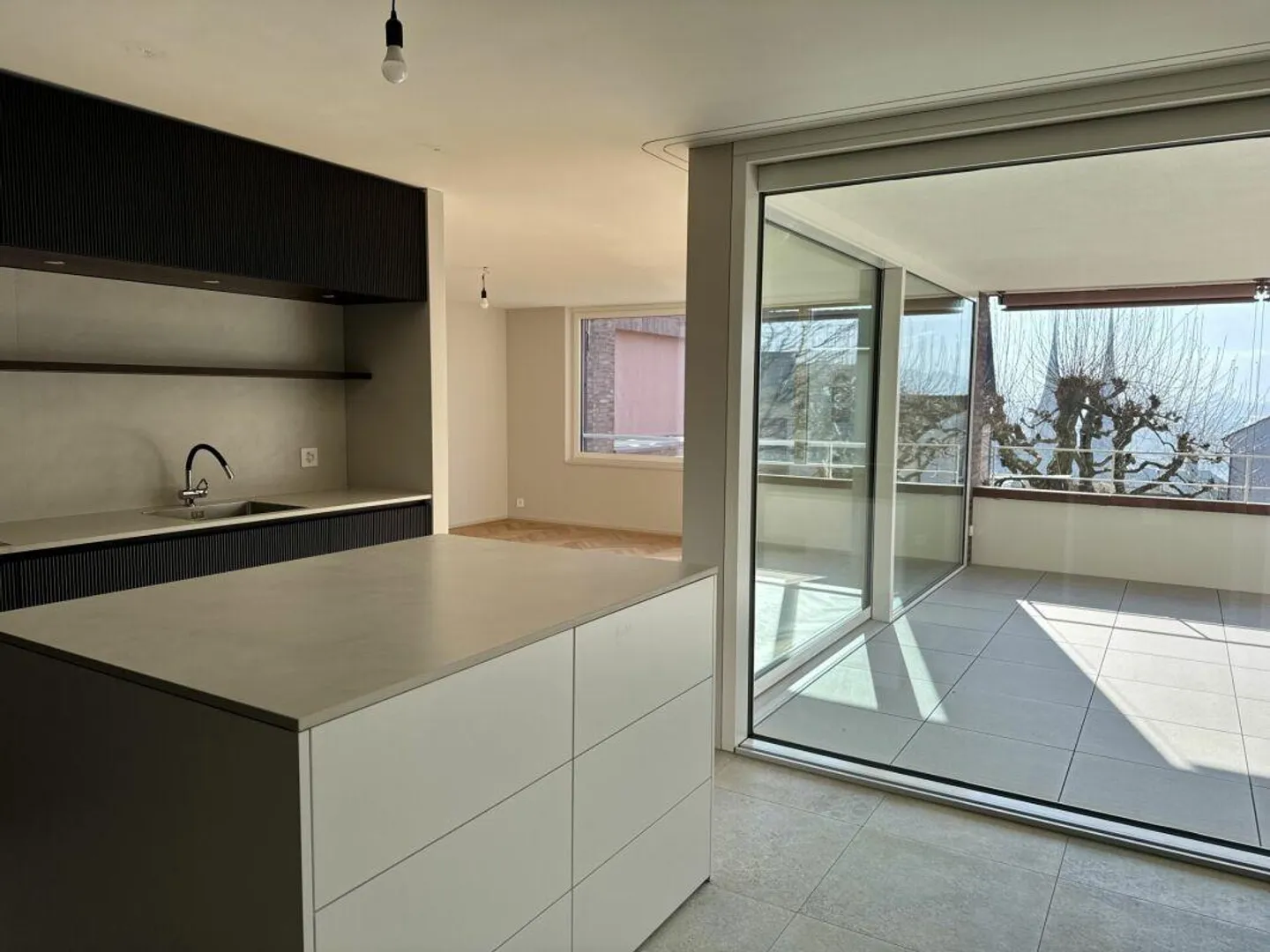 Appartamento di design esclusivo con 2,5 stanze e 98 m² - Foto 3 di 16