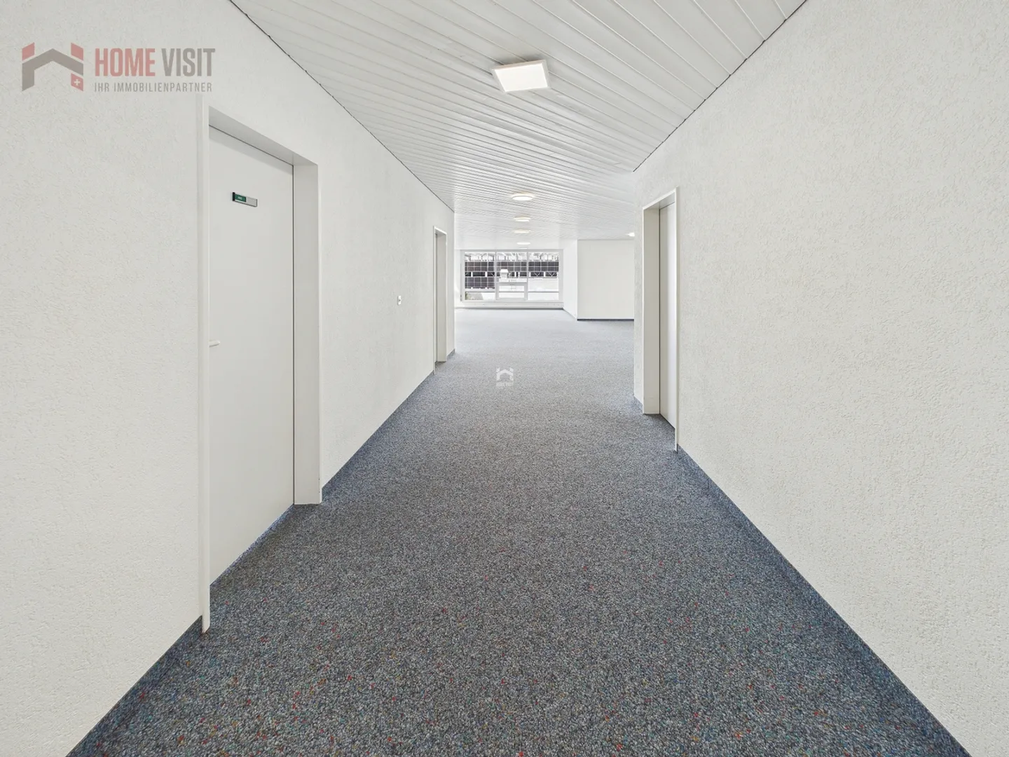 Attractive office space with 7 parking spaces & high development potential - Photo 7 of 14