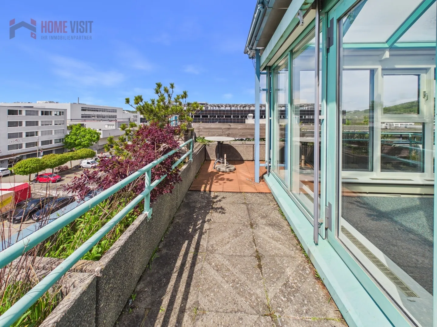 Attractive office space with 7 parking spaces & high development potential - Photo 12 of 14