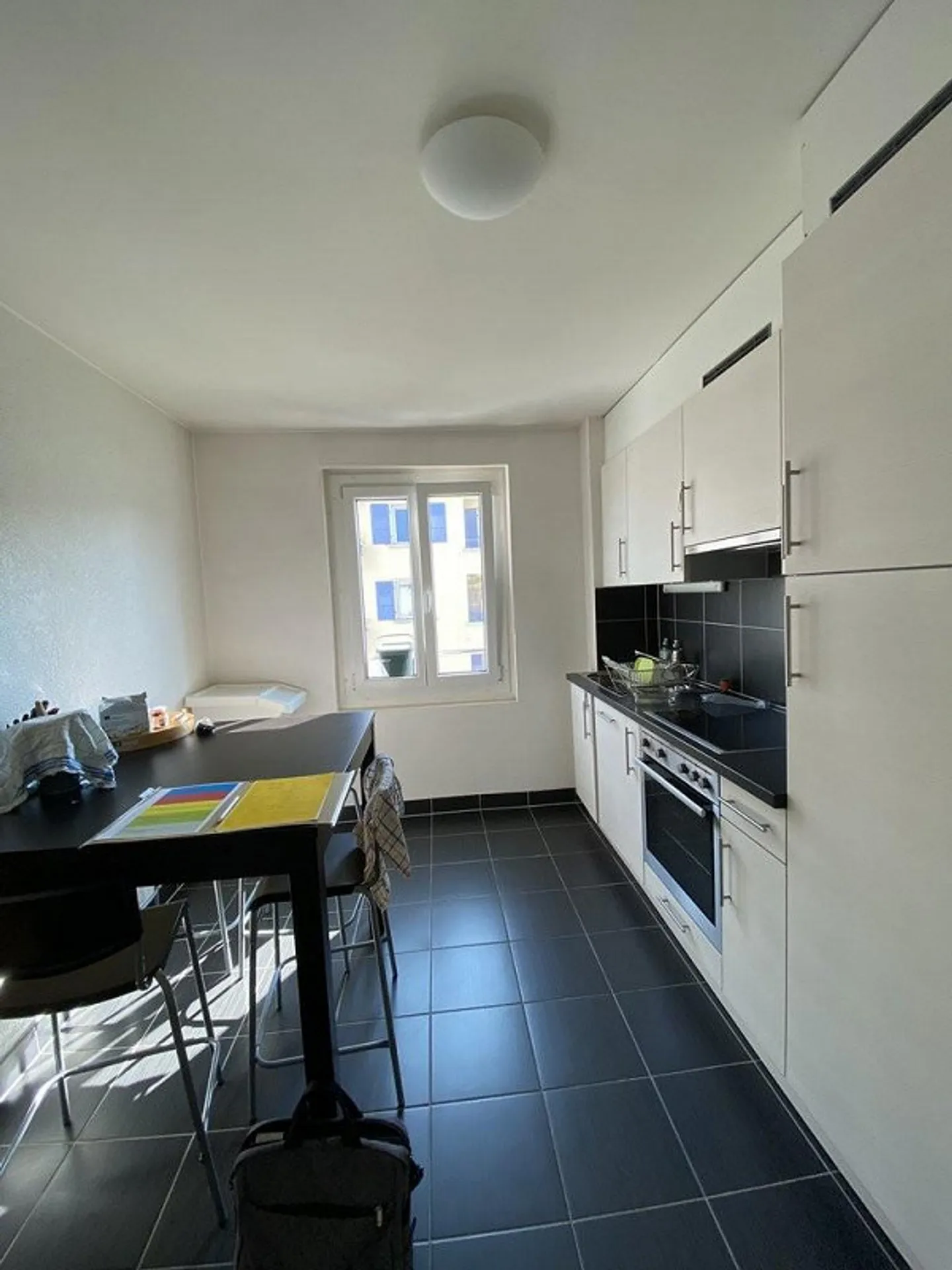 Appartement Charmant dans Quartier Familial - Photo 4 sur 8