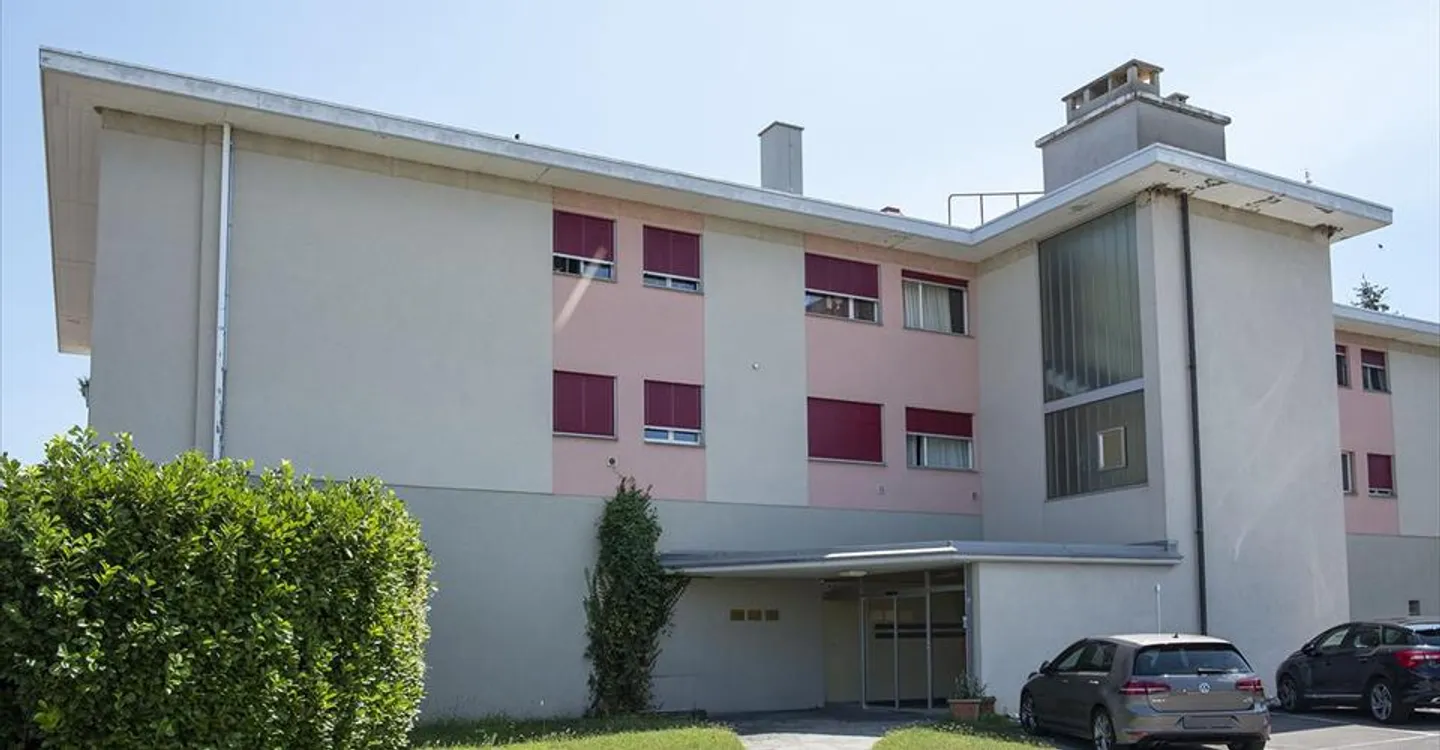 Mischgenutztes Gebäude mieten - Foto 4 von 4