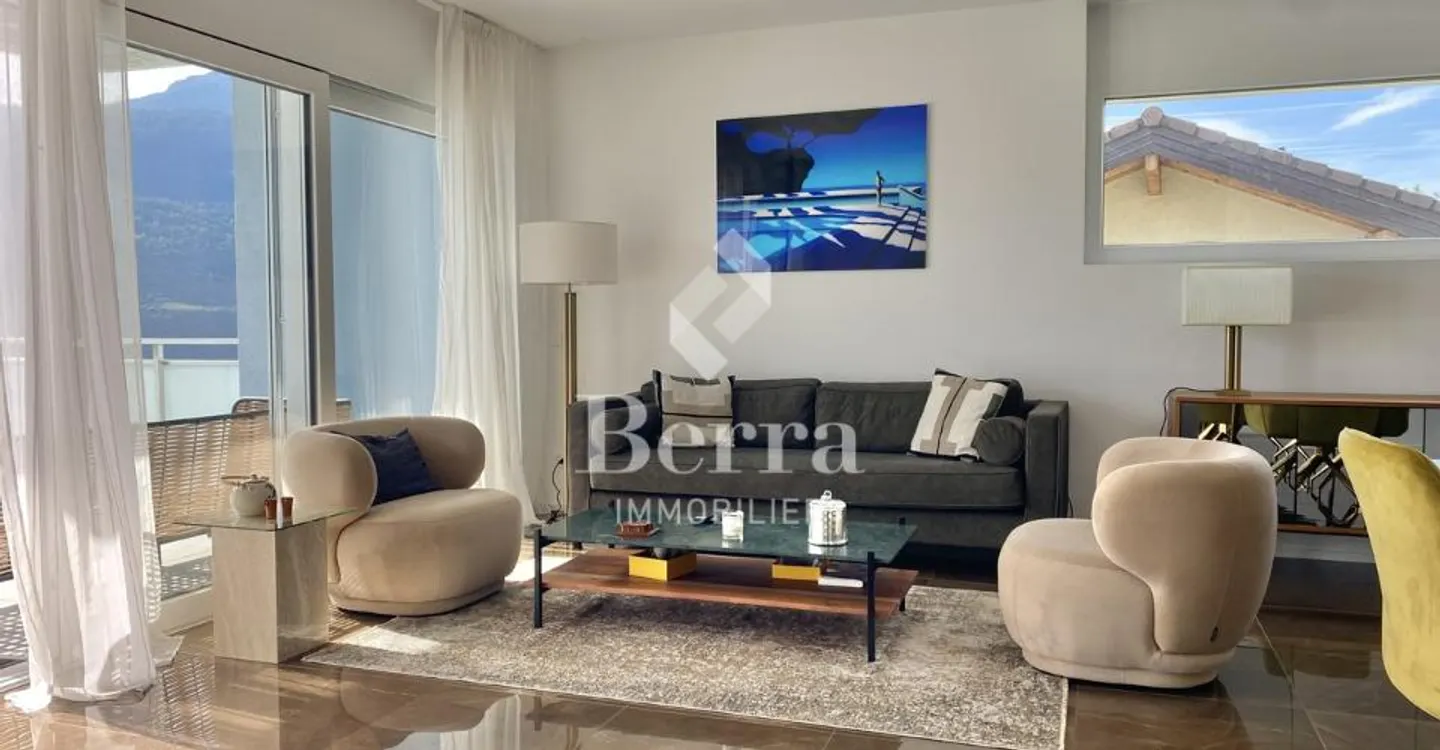 4.5-room apartment in a PPE of only 2 apartments! - Photo 3 of 13