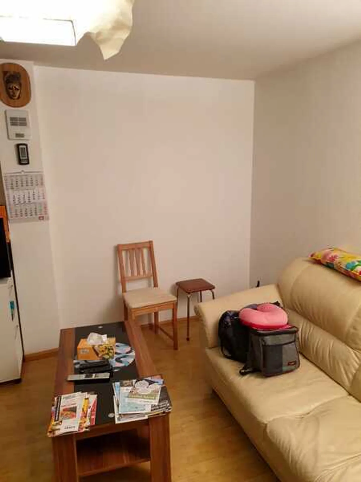 Charming Apartment with Balcony - Photo 2 of 10