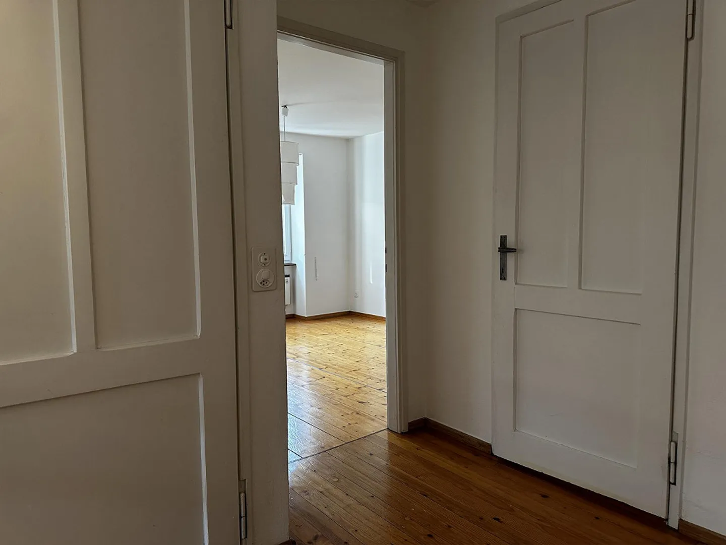 Tessiner Dorfhaus im historischen Kern mit Design-Grottino, Corte und - Foto 11 von 18