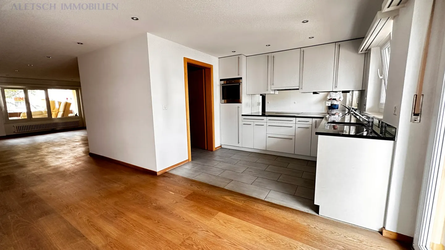 zu vermieten, 4.5-Zimmerwohnung in Naters / VS - Foto 2 von 8