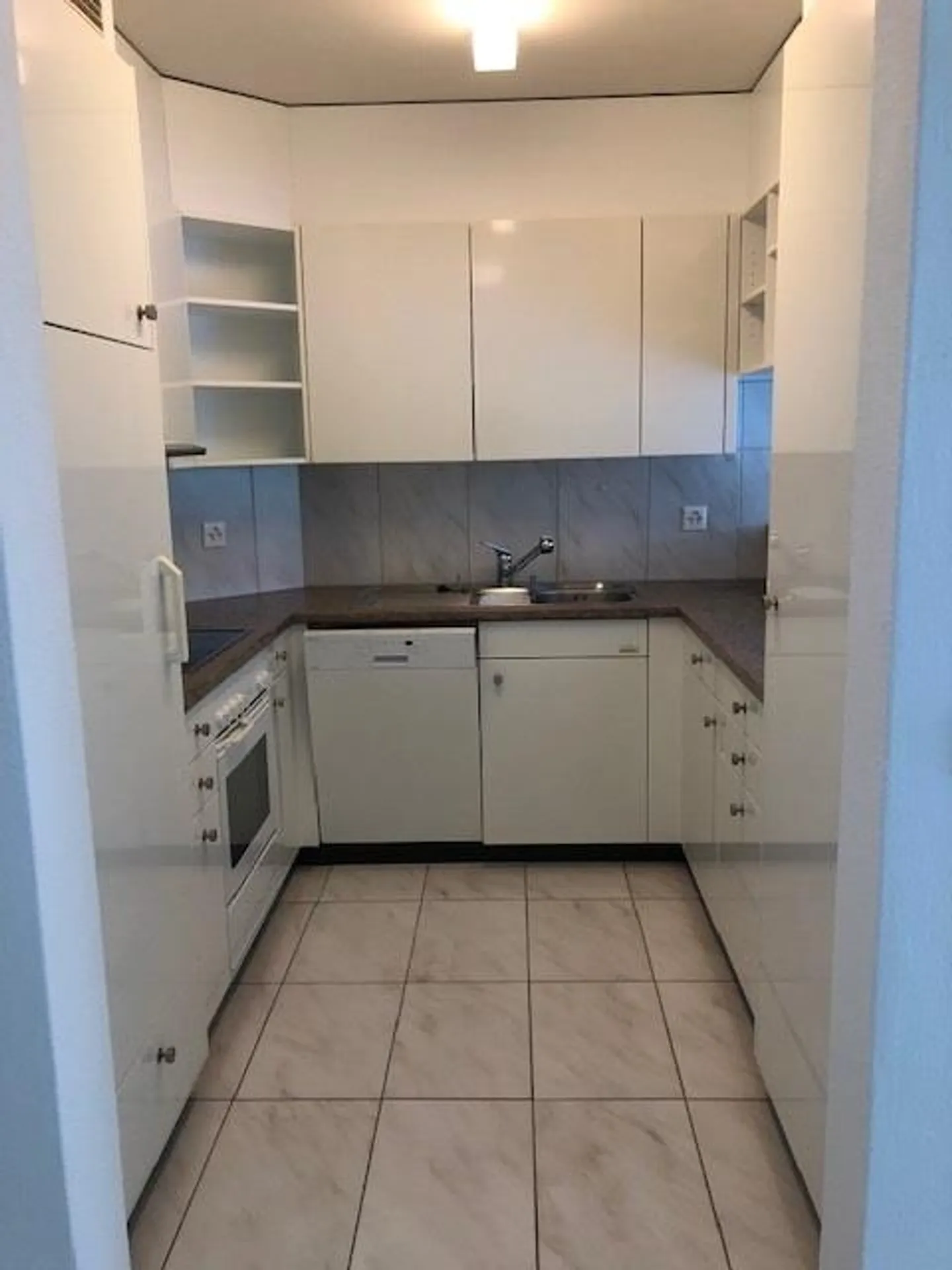 Charmante 3.5 Zimmer Wohnung - Foto 6 von 11