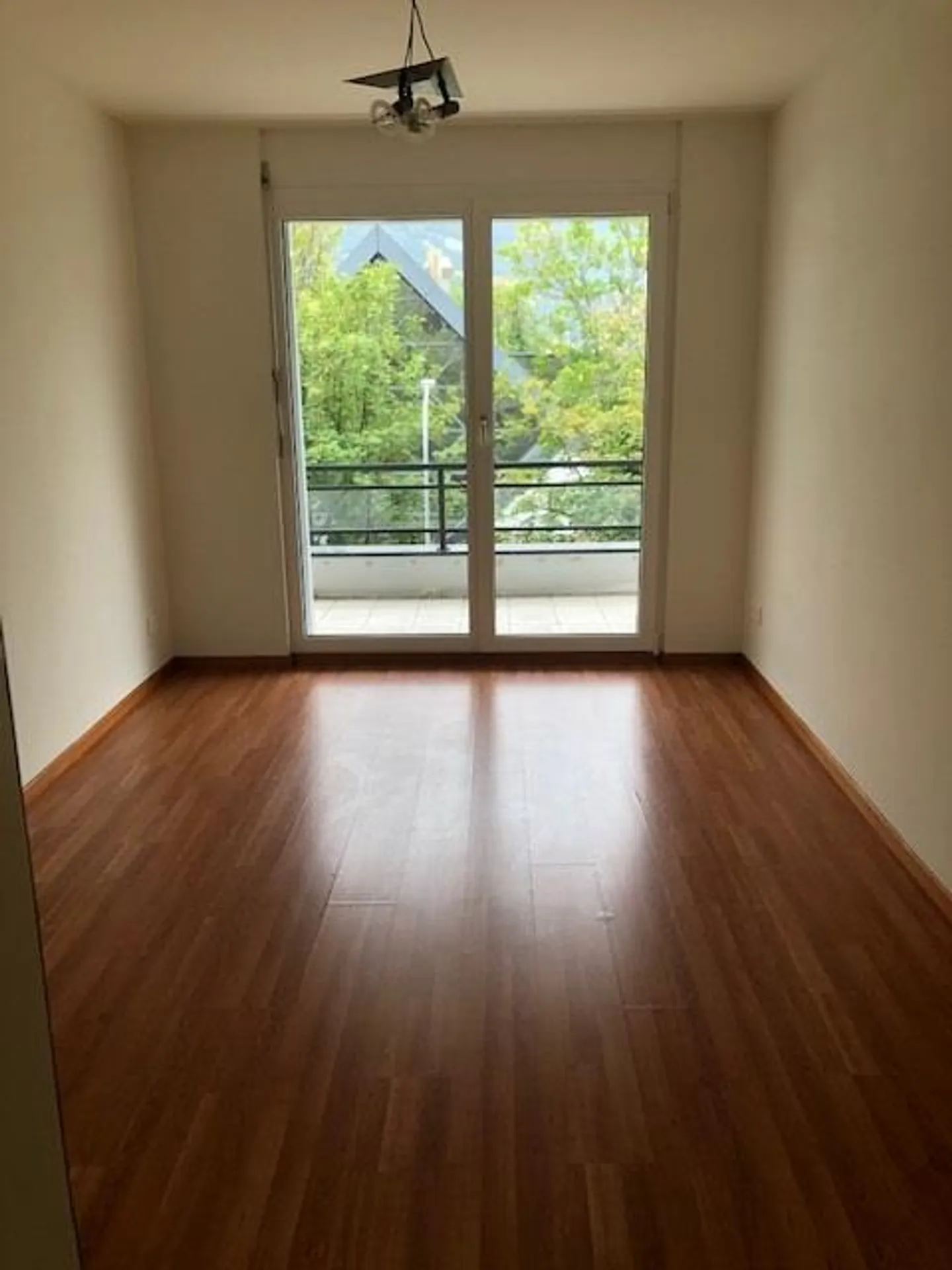Charmante 3.5 Zimmer Wohnung - Foto 8 von 11