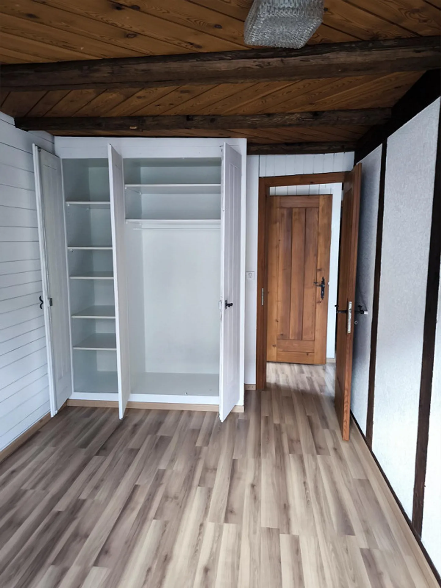 Appartamento 2,5 locali con balcone nel centro - Foto 4 di 6