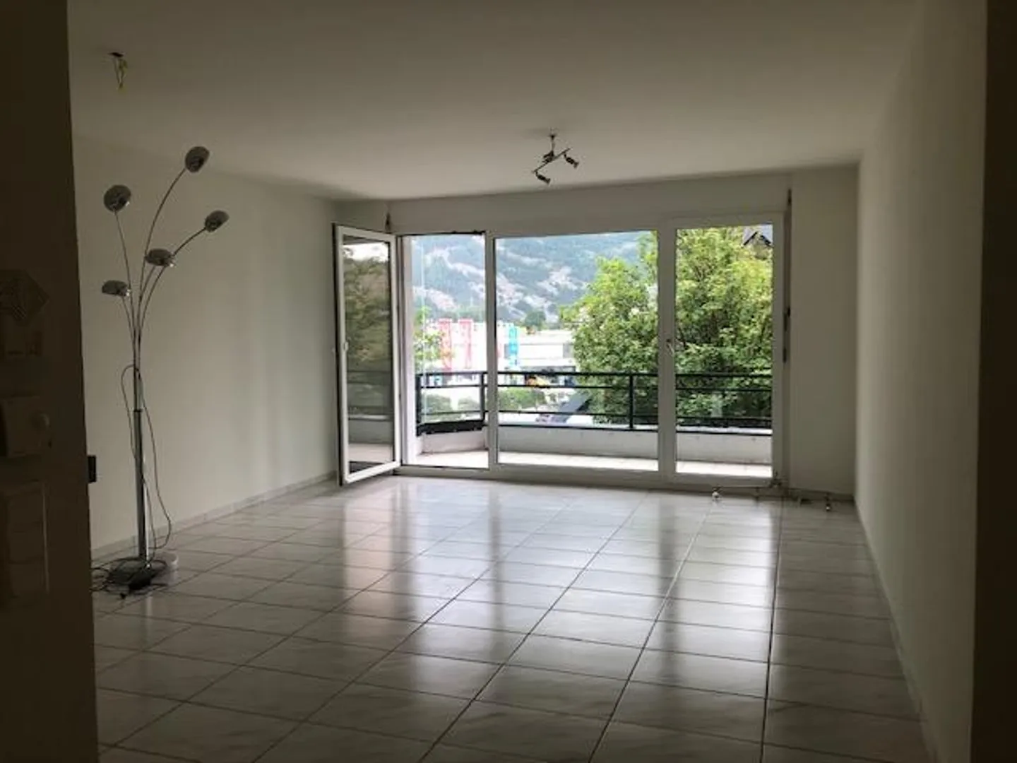 Charmante 3.5 Zimmer Wohnung - Foto 4 von 11