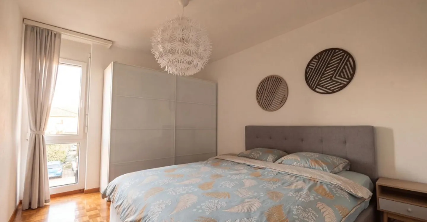 Charmantes Appartement in Ecublens - Foto 4 von 10