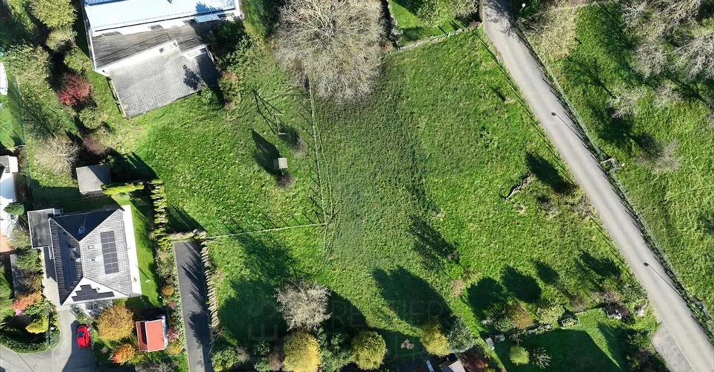 In vendita - magnifiche lotti edificabili a partire da 580 m² a Coeuve - Foto 1 di 4