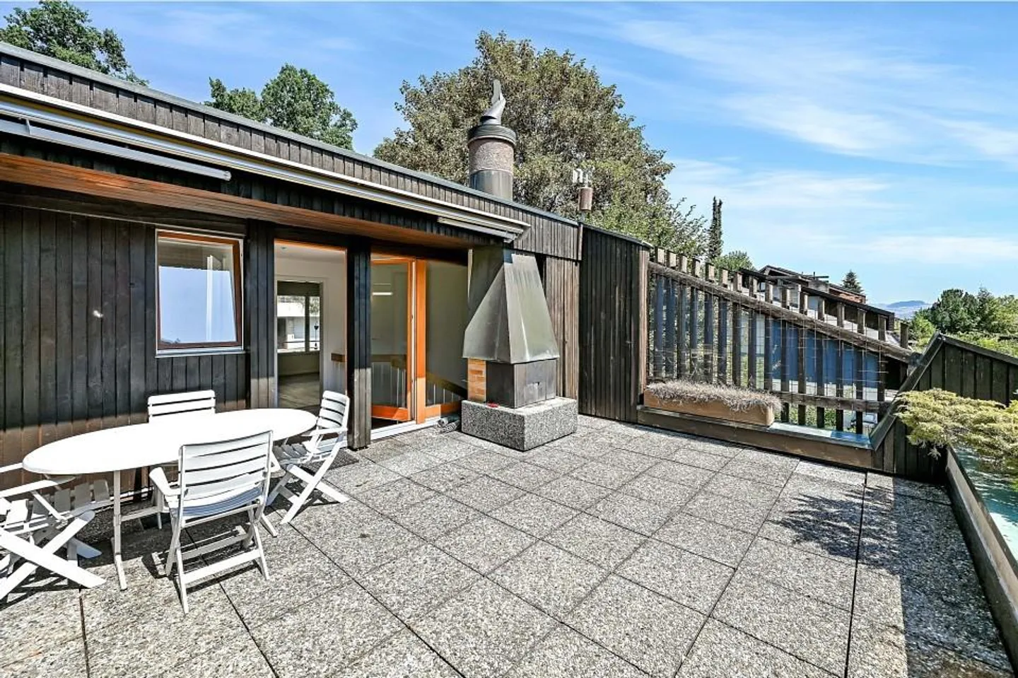 5.5-Room Single-Family House with Stunning View and Generous... - Photo 3 of 13