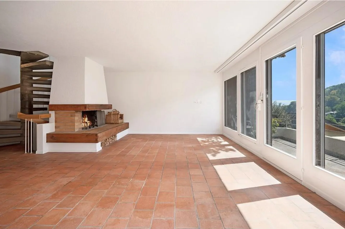 5.5-Room Single-Family House with Stunning View and Generous... - Photo 10 of 13