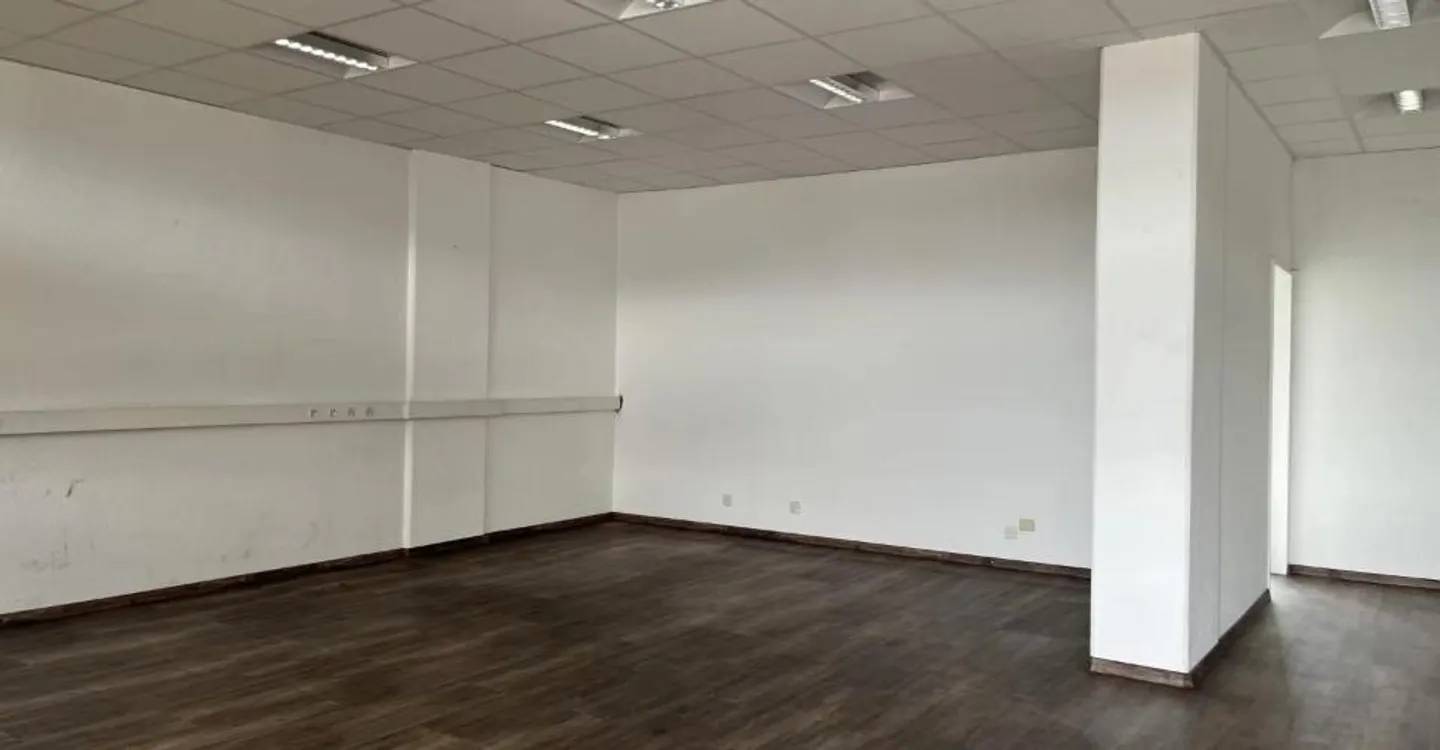 Attractive priced administrative spaces - Photo 2 of 4