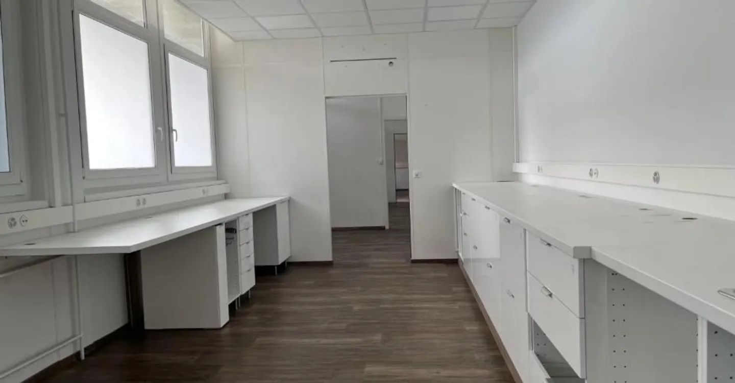 Attractive priced administrative spaces - Photo 4 of 4
