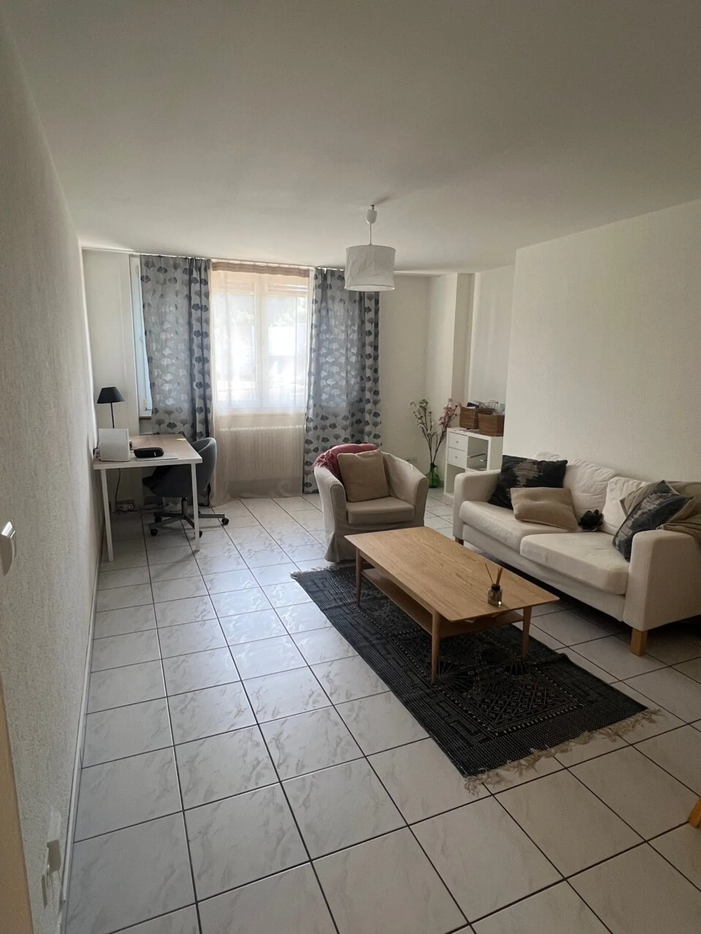 Comfortable 2-Room Apartment - Photo 4 of 8