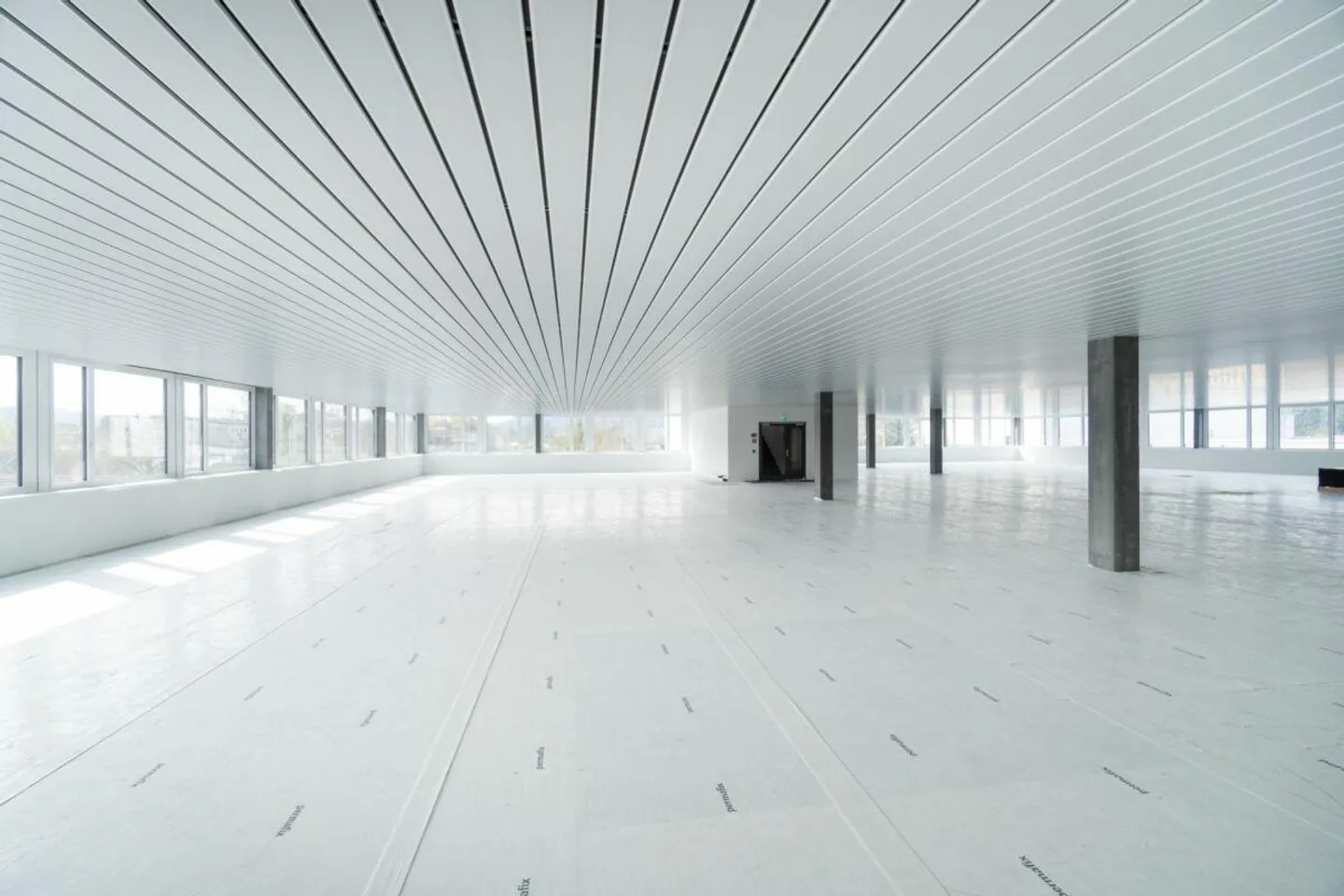 Representative Commercial Property in the Heart of Switzerland - Photo 1 of 9