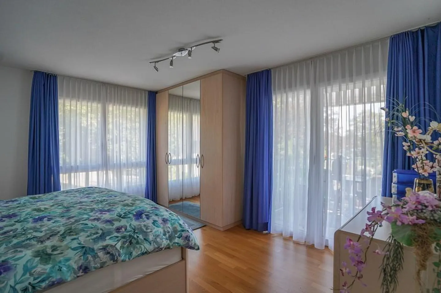 Ampio appartamento di 4½ stanze con 3 balconi - Foto 11 di 13