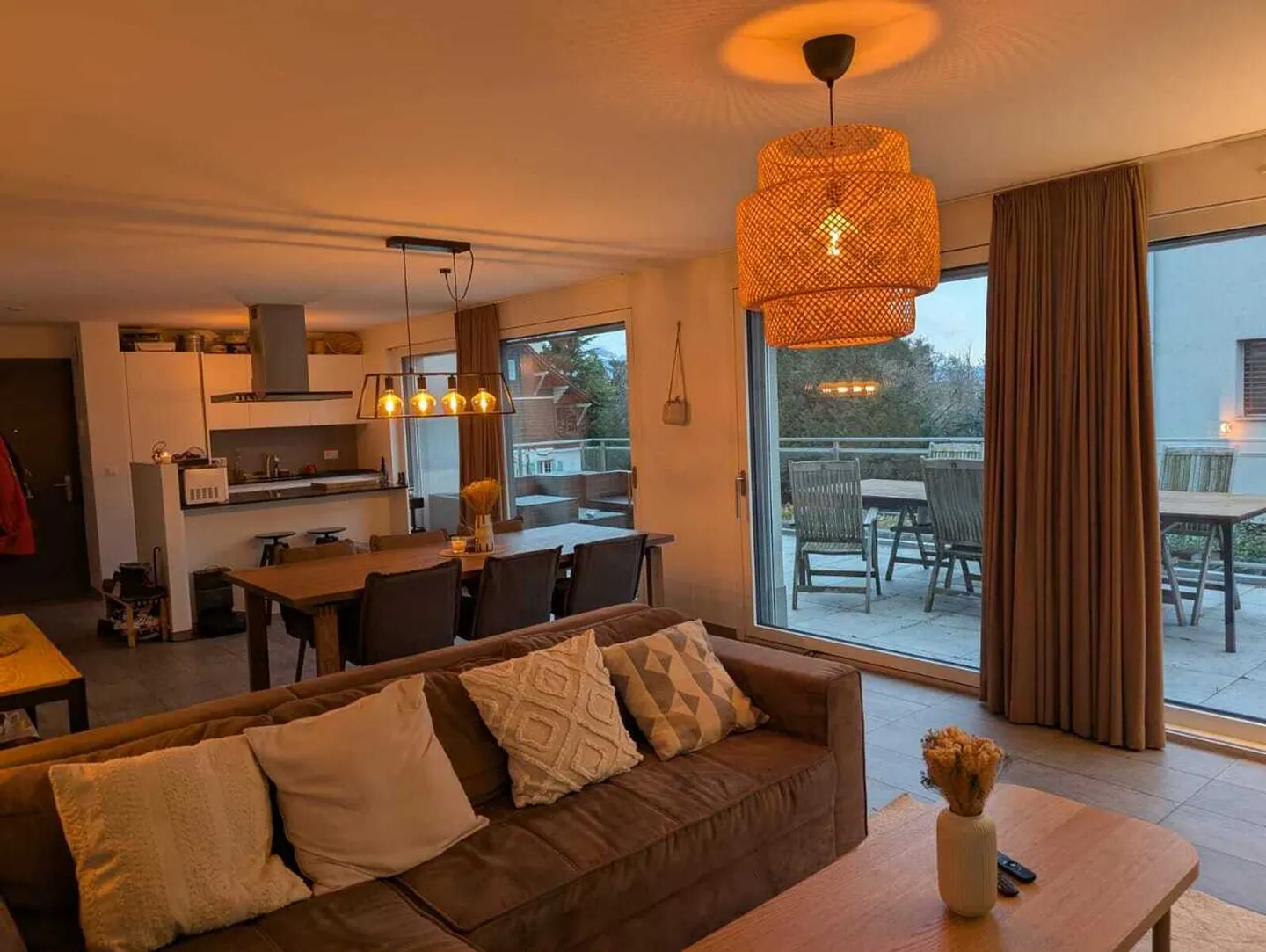 Geräumige 3,5-Zimmer-Wohnung mit großer Terrasse zu vermieten - Foto 1 von 7