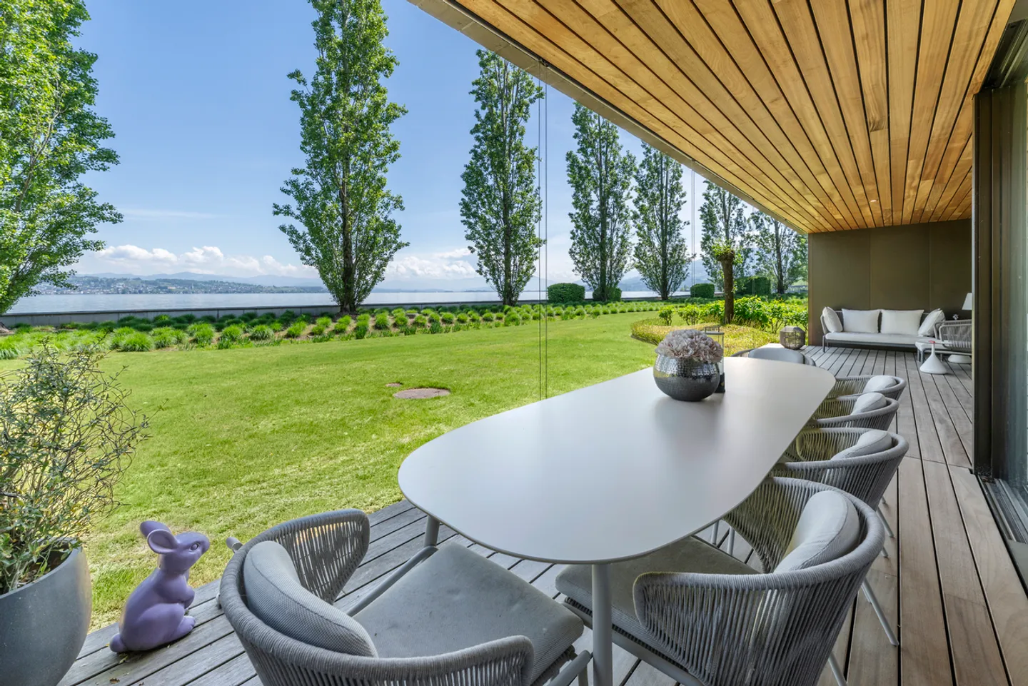 Exklusive Gartenwohnung am Zürichsee - Foto 1 von 13