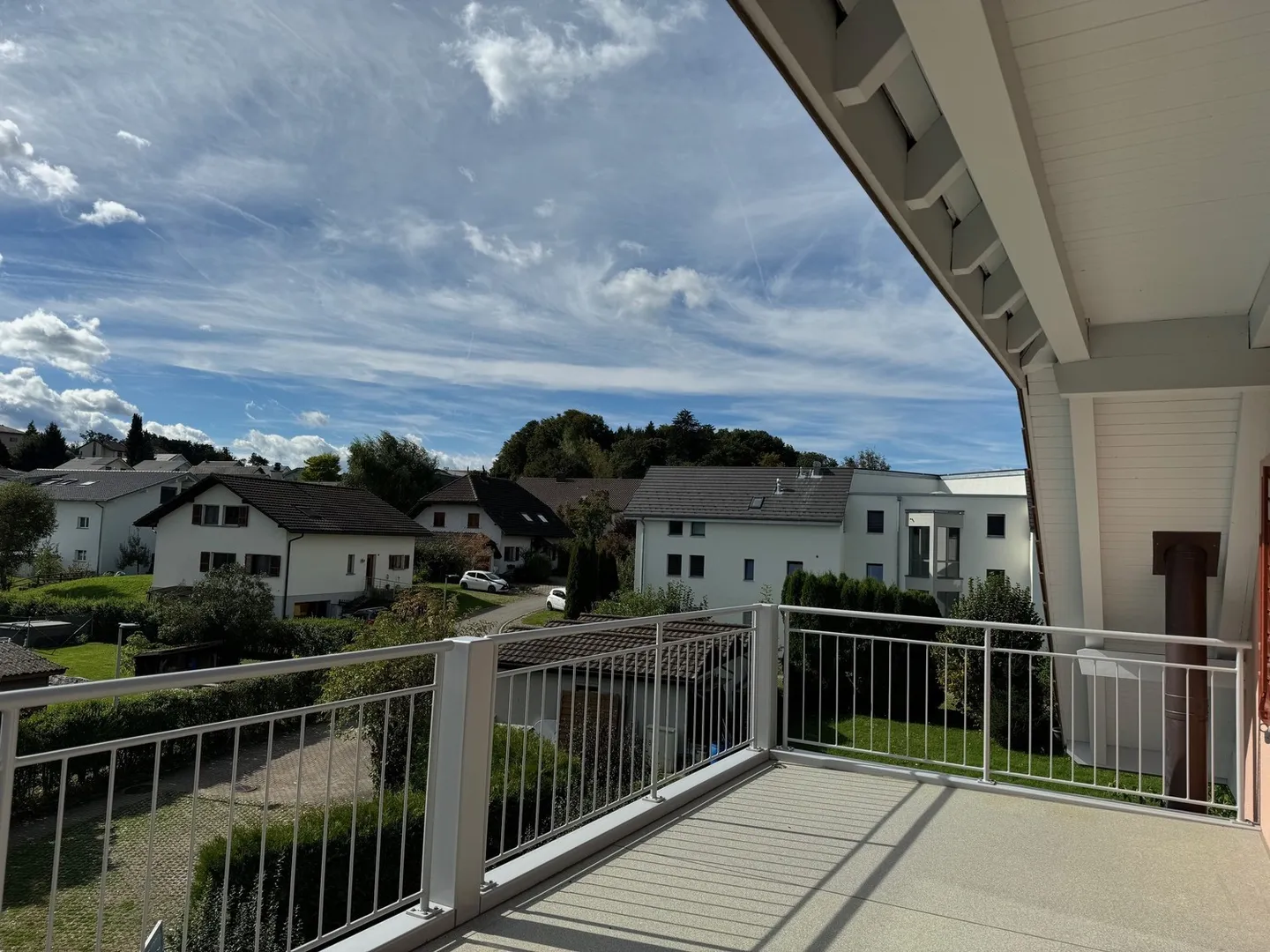 Light-flooded attic apartment - Photo 10 of 10